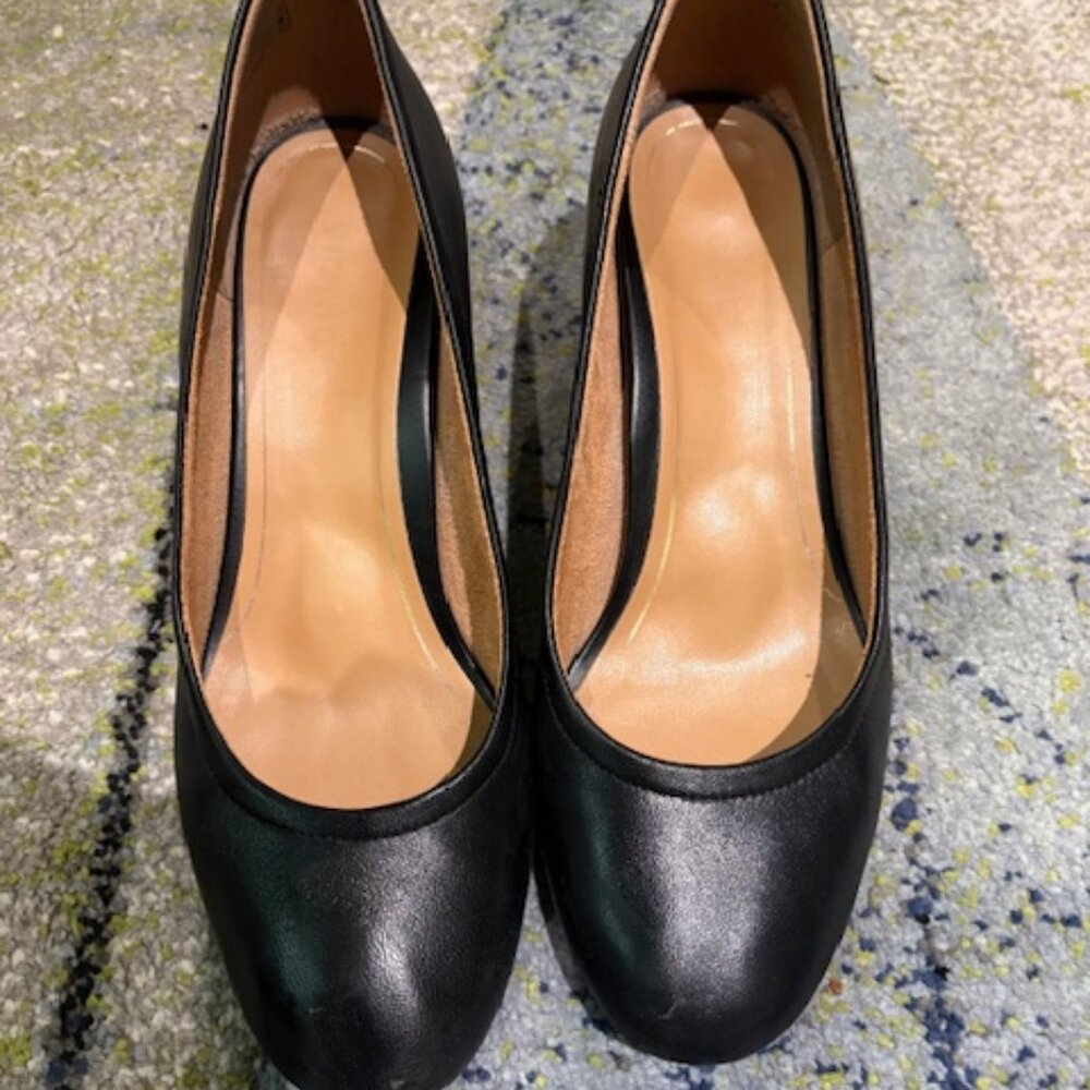 Vionic Carmel Pumps